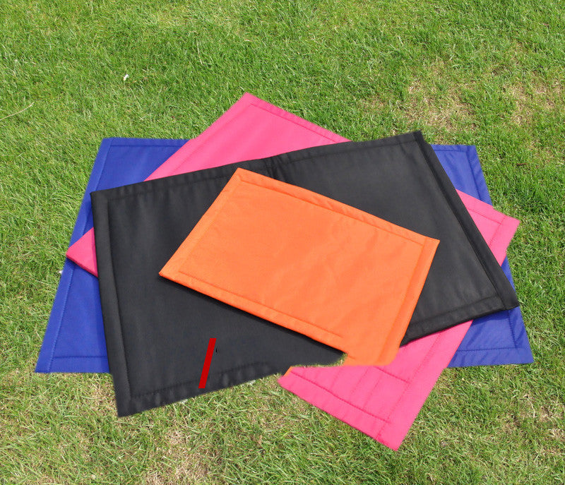 Pet Supplies Pet Dog Resistant Mat of Multiple Color, rectangular, anti-bite, moisture-proof dog mat on the grass floor