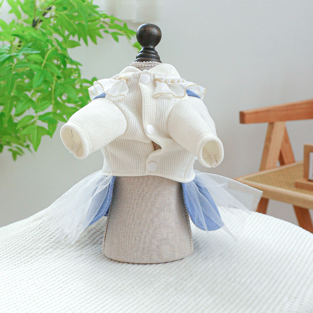 Pearl Lace Pet Dress – Cute Casual Outfit for Dogs & Cats