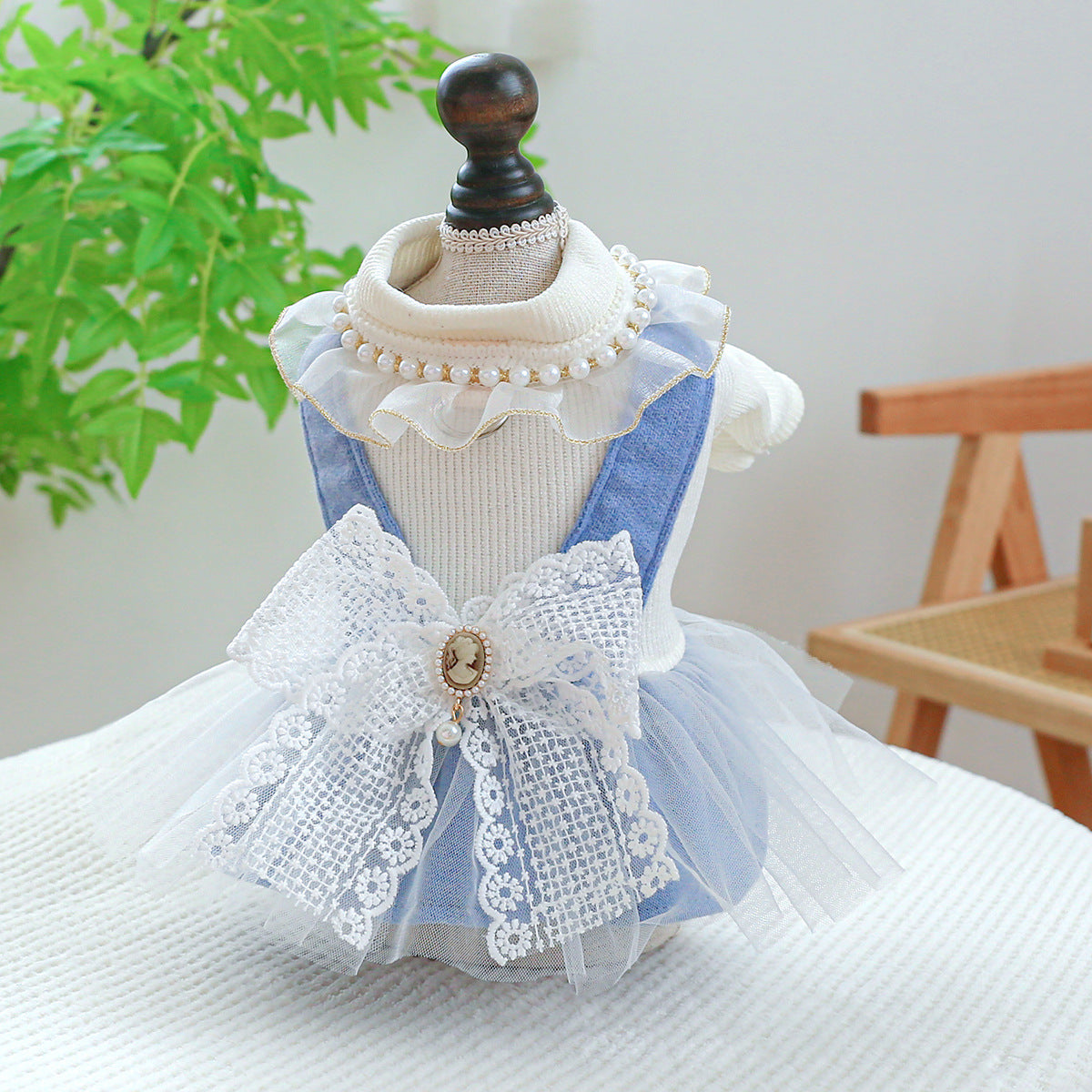Pearl Lace Pet Dress – Cute Casual Outfit for Dogs & Cats